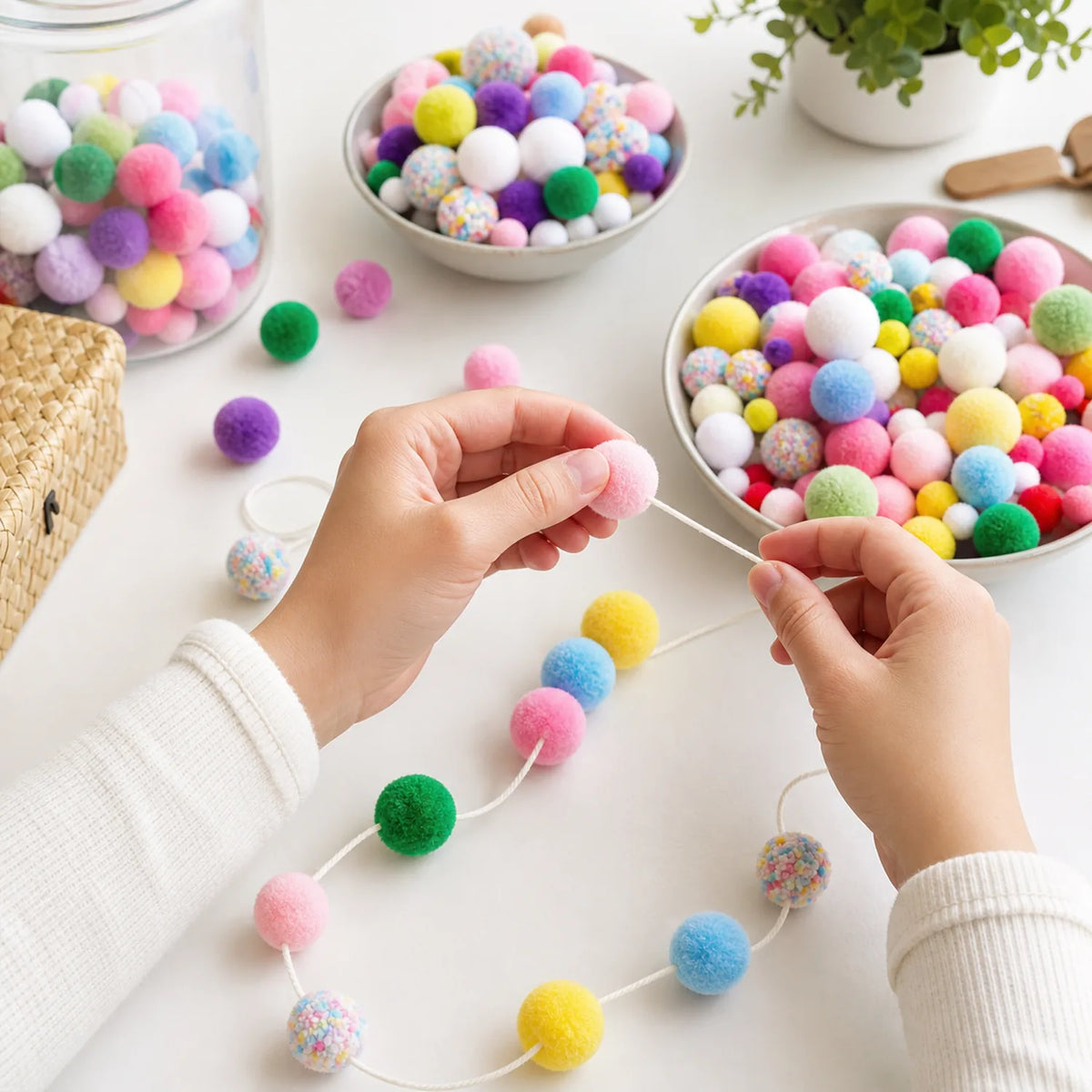 Pom Poms 9-Jar Color Set - image 05